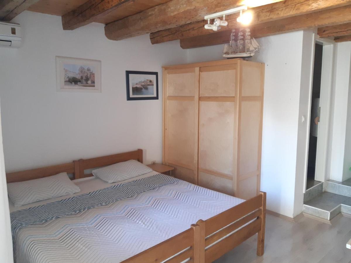 Apartmani Sanja Sibenik Ngoại thất bức ảnh